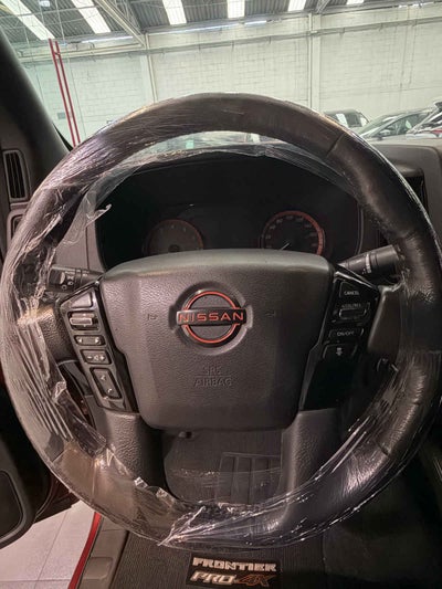 2022 Nissan Frontier 4p Pro-4X V6/3.8 Aut 4x4