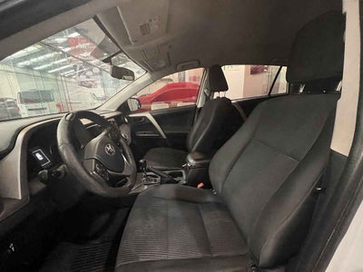 2018 Toyota RAV4 5p LE L4/2.5 Aut