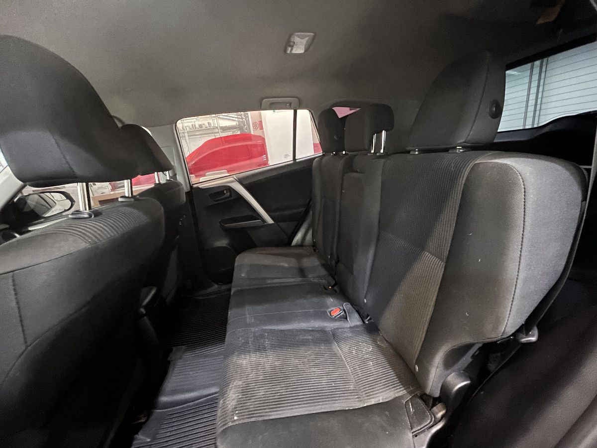 2018 Toyota RAV4 5p LE L4/2.5 Aut