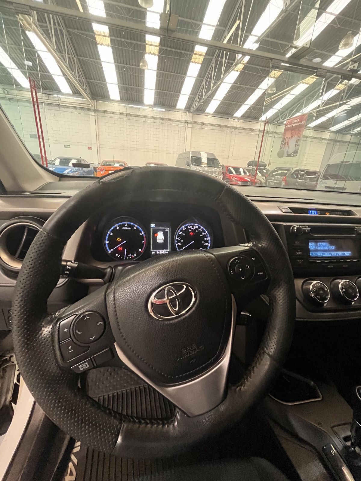 2018 Toyota RAV4 5p LE L4/2.5 Aut