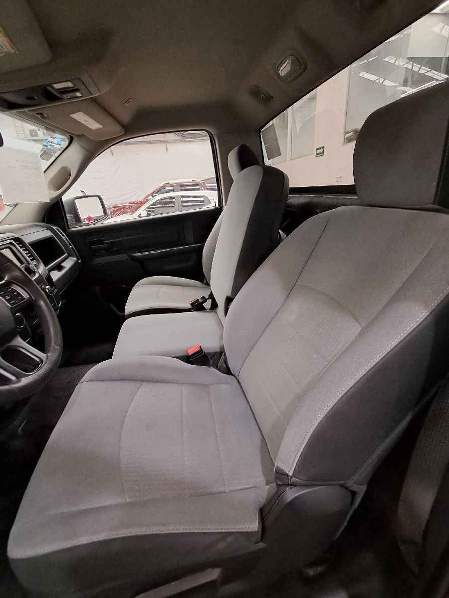 2021 RAM Ram 1500 2p ST Reg Cab V6/3.6 Aut 4x2