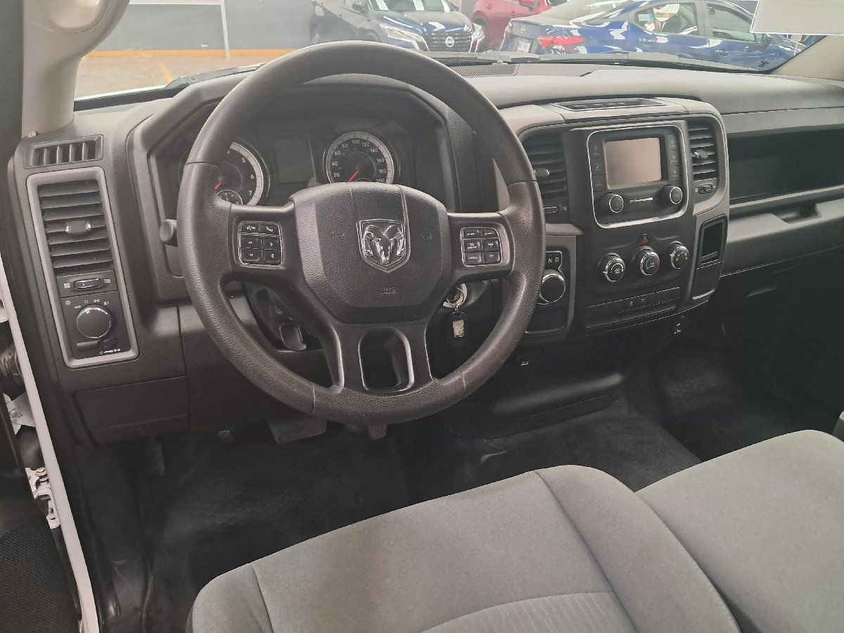 2021 RAM Ram 1500 2p ST Reg Cab V6/3.6 Aut 4x2