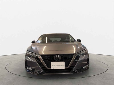 2022 Nissan Sentra 4p SR Bi-tono L4/2.0 Aut
