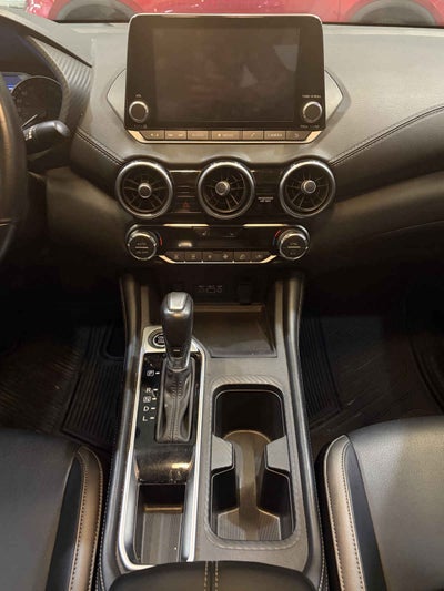 2024 Nissan Sentra 4p SR Platinum Bi-tono L4/2.0 Aut