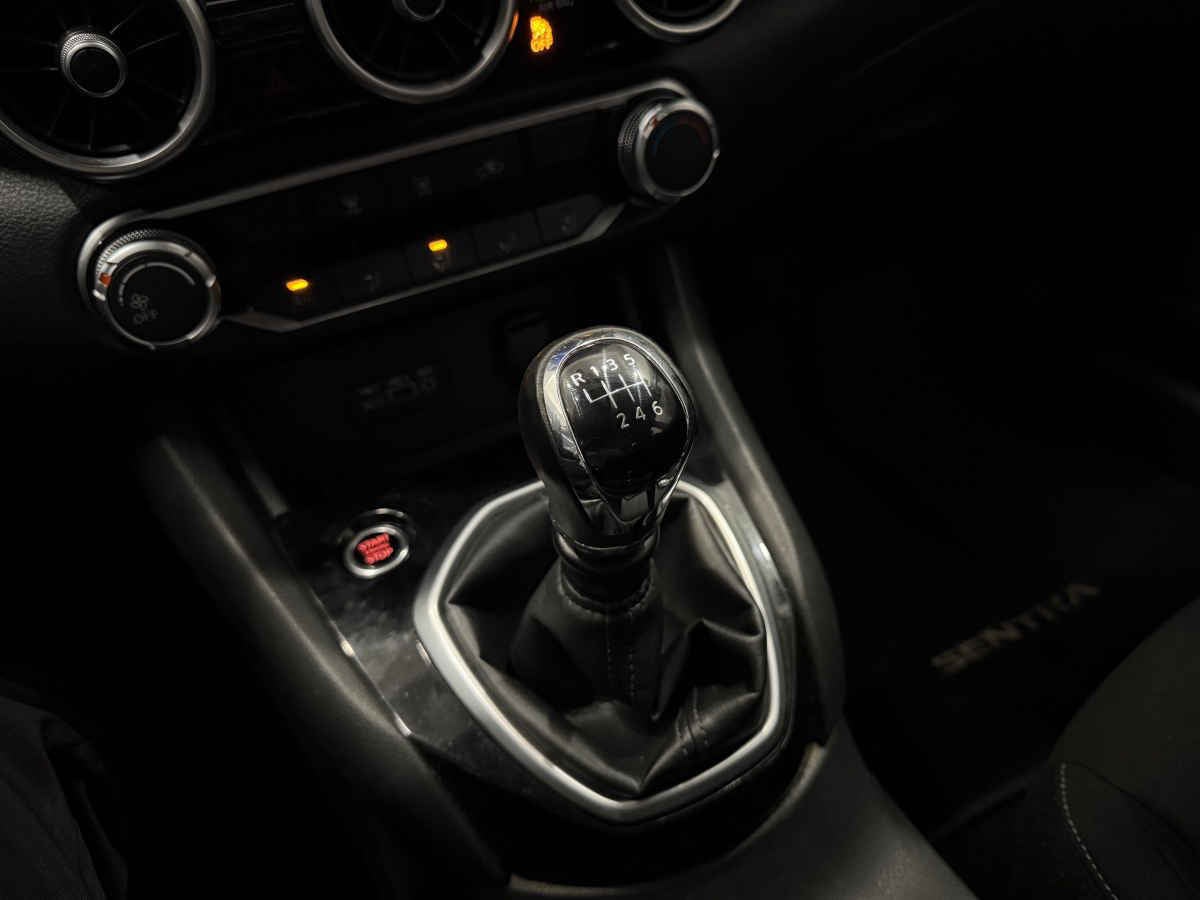 2023 Nissan Sentra 4p Advance L4/2.0 Man