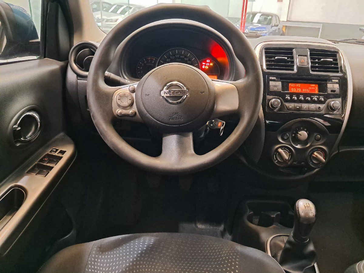 2018 Nissan March 5p Advance L4/1.6 Man