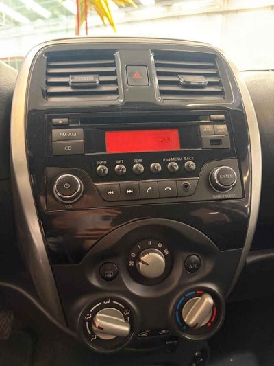 2018 Nissan March 5p Advance L4/1.6 Man