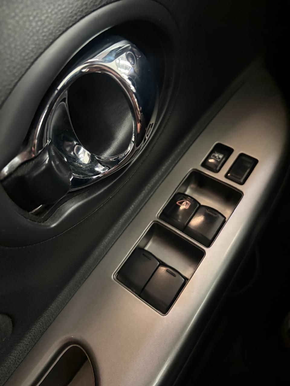 2018 Nissan March 5p Advance L4/1.6 Man