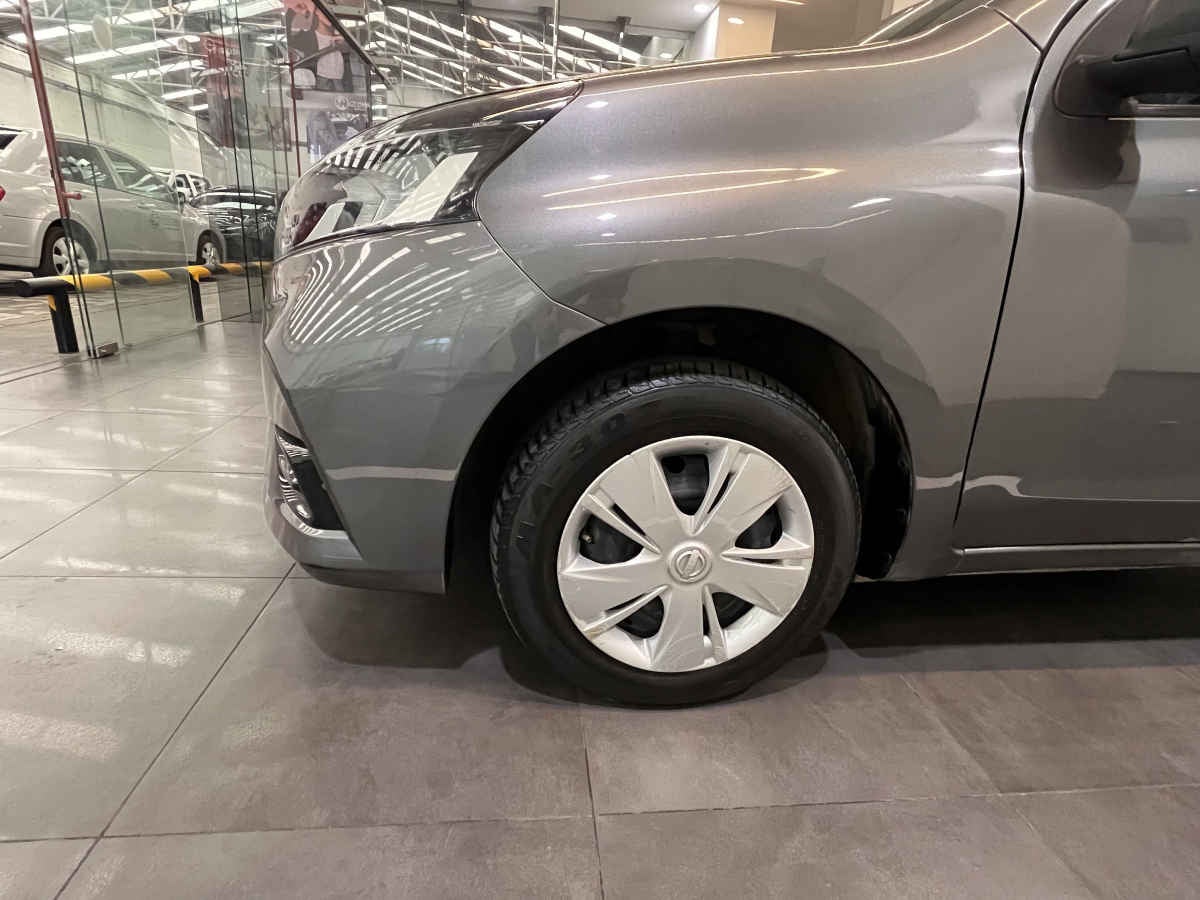 2023 Nissan March 5p Advance L4/1.6 Man