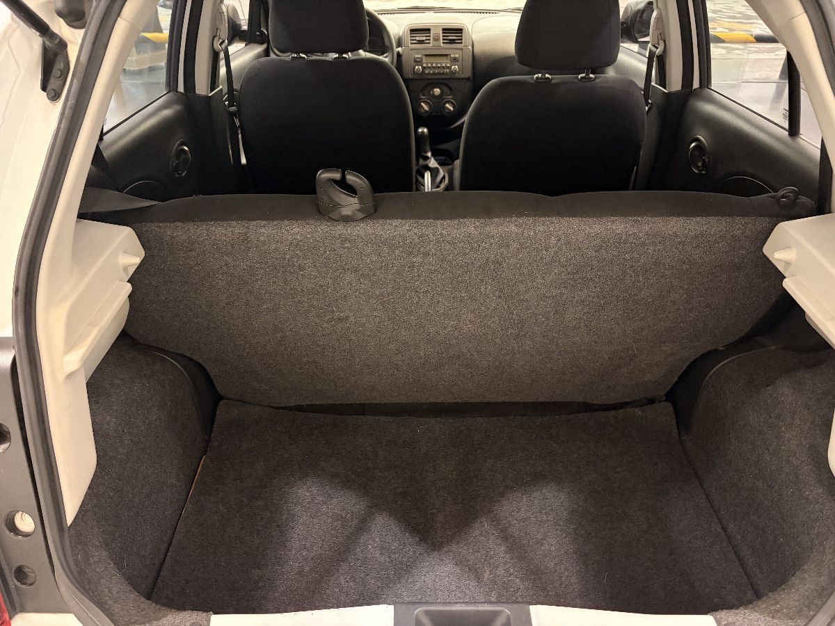2023 Nissan March 5p Sense L4/1.6 Man