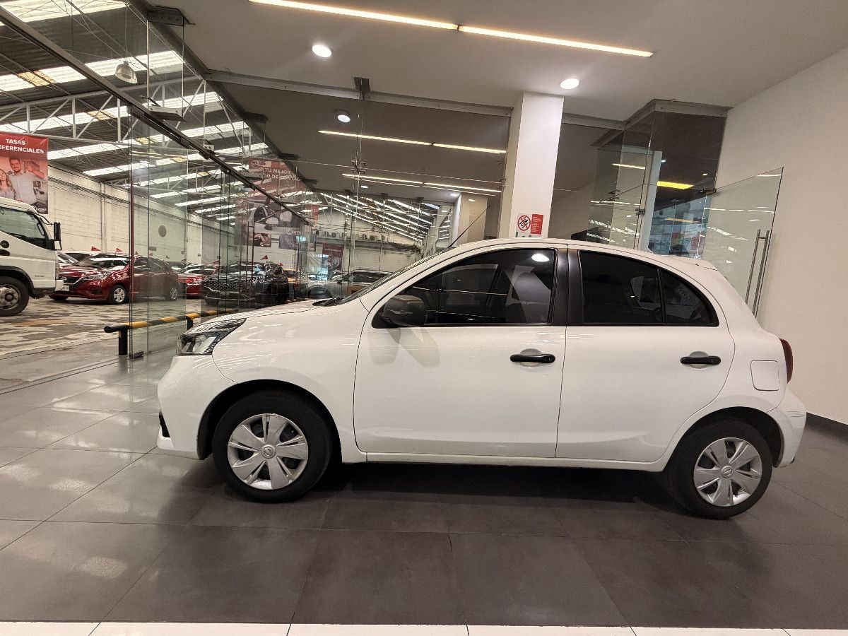 2023 Nissan March 5p Sense L4/1.6 Man