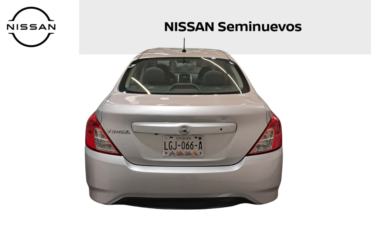 2018 Nissan Versa 4p Advance L4/1.6 Aut