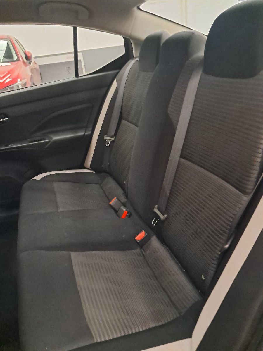 2021 Nissan Versa 4p Advance L4/1.6 Aut