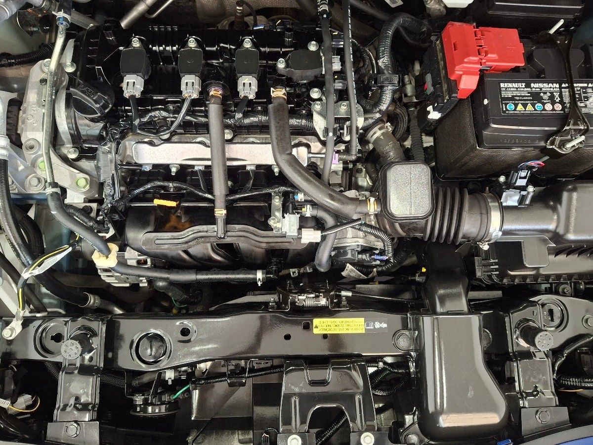 2023 Nissan Versa 4p Advance L4/1.6 Aut