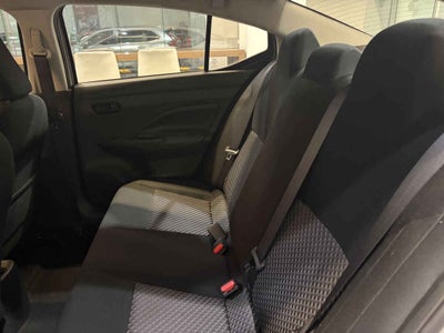 2024 Nissan Versa 4p Sense L4/1.6 Man