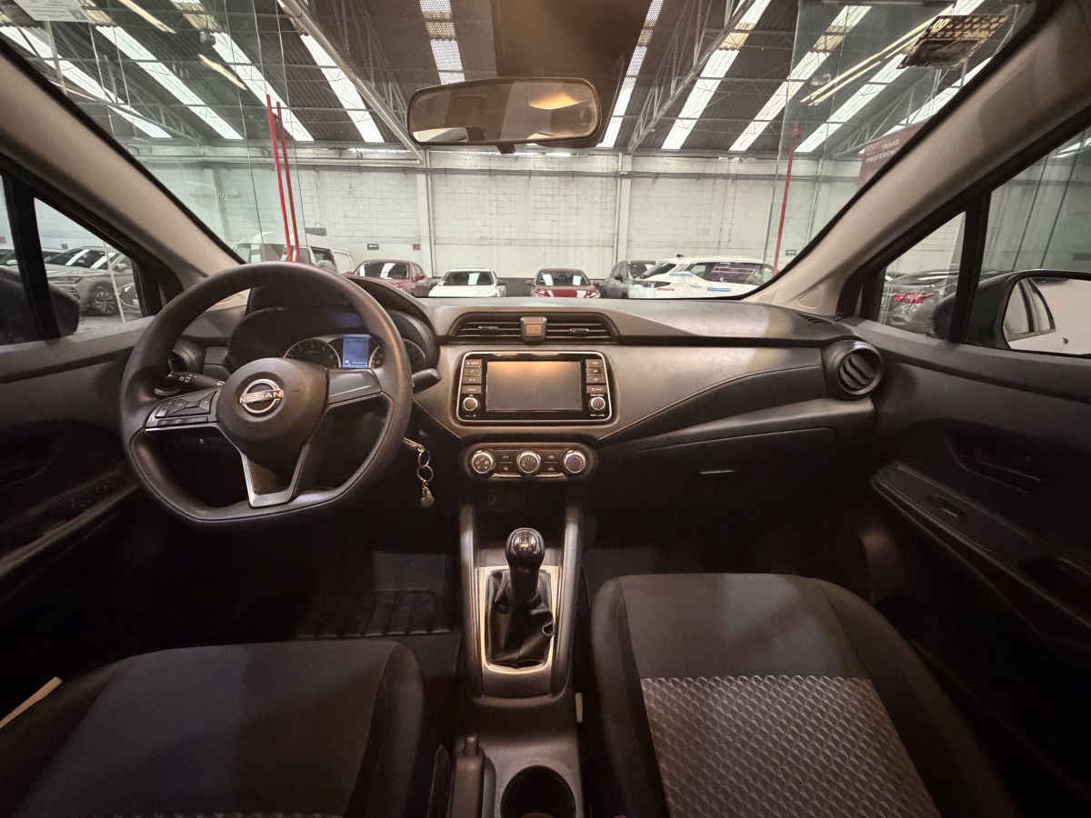 2024 Nissan Versa 4p Sense L4/1.6 Man