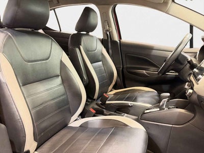 2021 Nissan Versa 4p Platinum L4/1.6 Aut