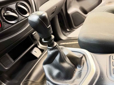 2022 Nissan Frontier 4p LE L4/2.5 Man