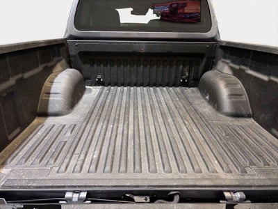 2022 Nissan Frontier 4p LE L4/2.5 Man