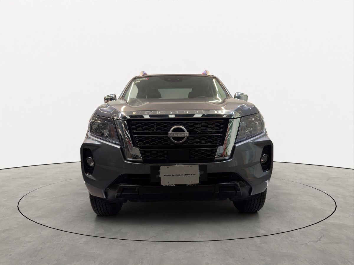 2022 Nissan Frontier 4p LE L4/2.5 Man