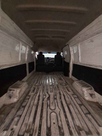 2020 Nissan Urvan 4p Amplia L4/2.5 Diesel Man 15/Pas P/Seg