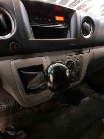 2020 Nissan Urvan 4p Amplia L4/2.5 Diesel Man 15/Pas P/Seg