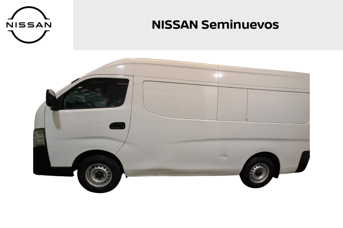 2020 Nissan Urvan 4p Amplia L4/2.5 Diesel Man 15/Pas P/Seg