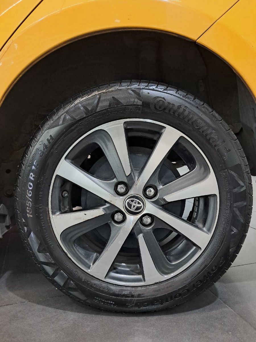 2021 Toyota Prius 5p C Hibrido L4/1.5 Aut