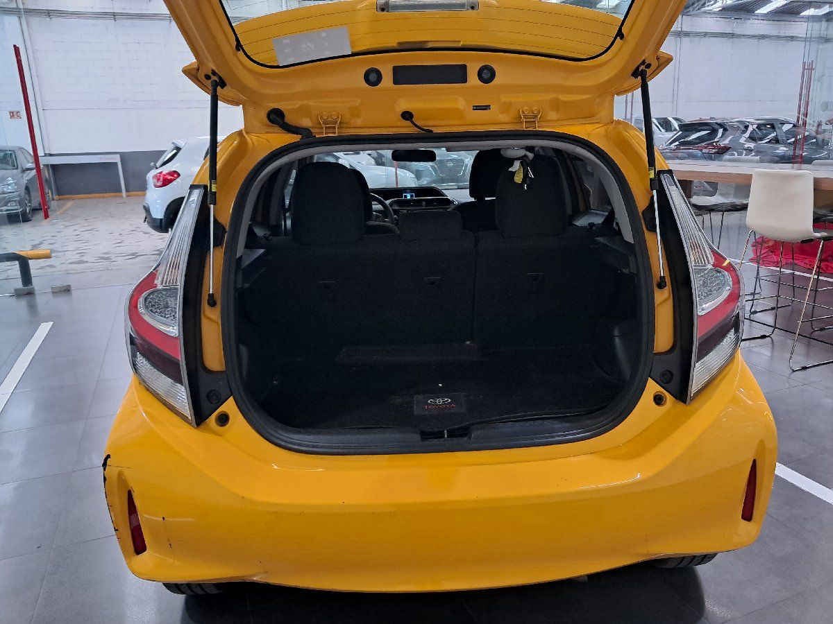 2021 Toyota Prius 5p C Hibrido L4/1.5 Aut