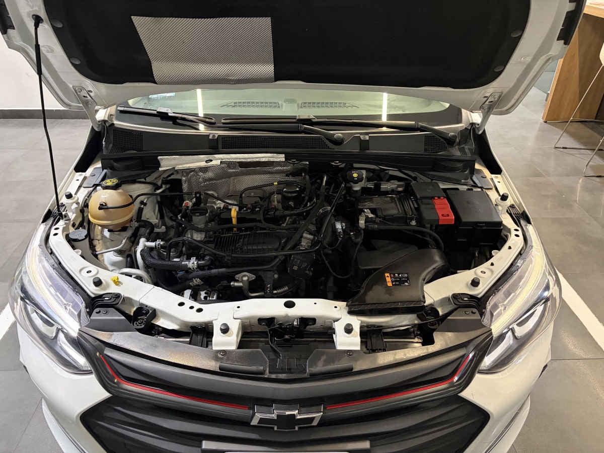 2023 Chevrolet Onix 4p LS L3/1.0/T Man