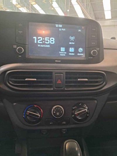 2021 Hyundai Grand i10 4p GL MID L4/1.2 Premium Aut