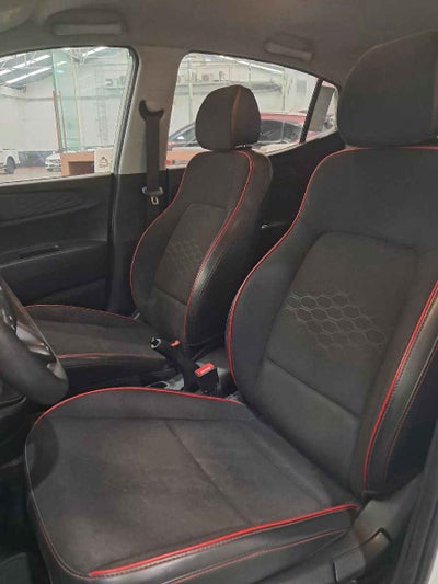 2021 Hyundai Grand i10 4p GL MID L4/1.2 Premium Aut