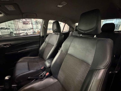 2021 Toyota Yaris 4p Sedán S L4/1.5 Man