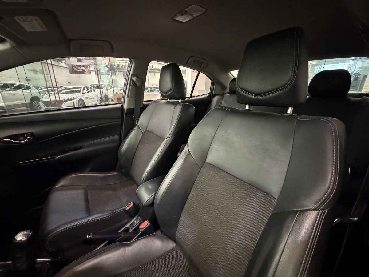 2021 Toyota Yaris 4p Sedán S L4/1.5 Man