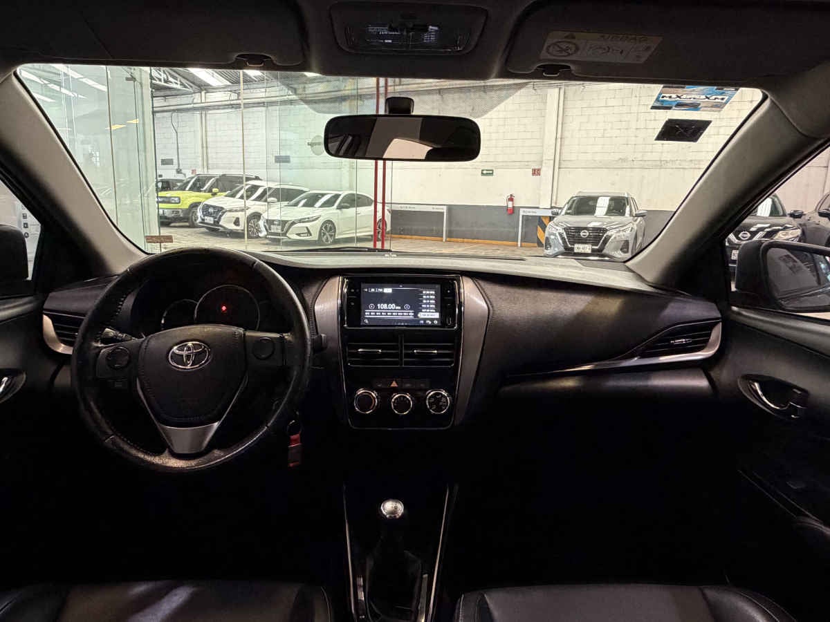 2021 Toyota Yaris 4p Sedán S L4/1.5 Man
